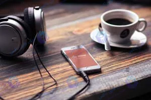 مجموعه موکاپ لایه باز آیفون برای نمایش تصاویر و رابط کاربری