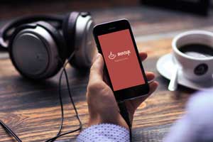 مجموعه موکاپ لایه باز آیفون برای نمایش تصاویر و رابط کاربری